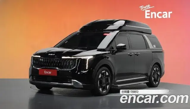 Kia Carnival 2024 — Фото 1/20