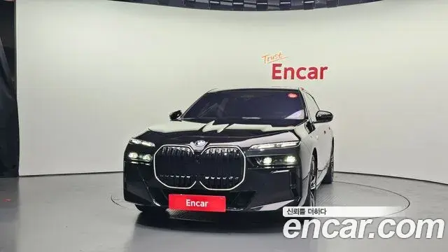 BMW 7 Series 2025 — ფოტო 20/20