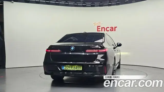 BMW 7 Series 2025 — ფოტო 19/20
