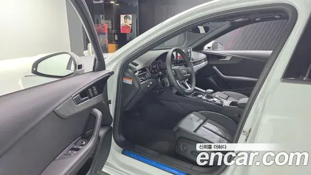 Audi A4 2023 — Şəkil 17/34