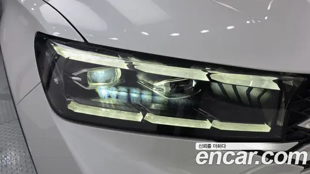 Renault Samsung Grand Koleos 2025 — Photo 2/35