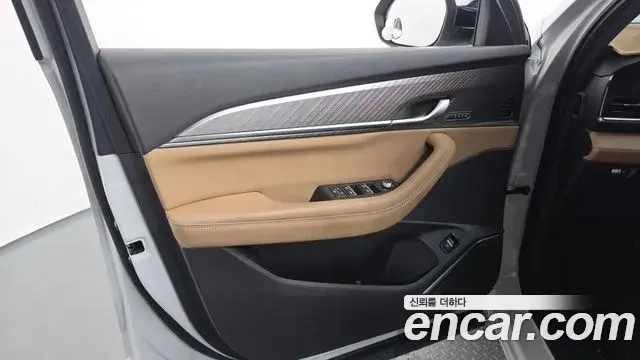 Renault Samsung Grand Koleos 2025 — Photo 22/35