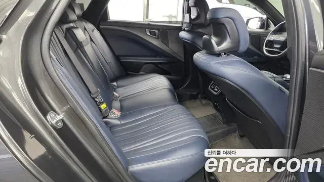 Kia K8 2025 — Photo 14/20