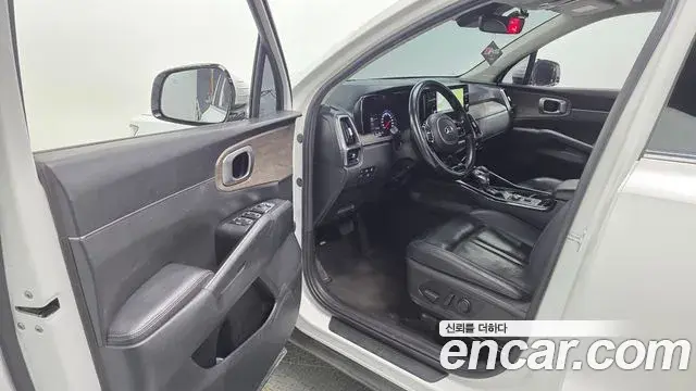 Kia Sorento 2020 — Фото 10/20