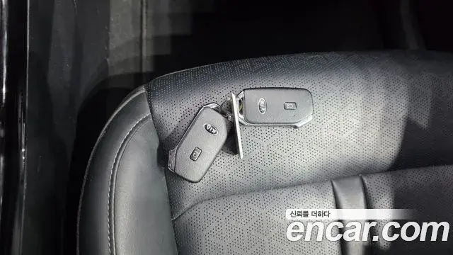 Kia Sorento 2020 — Фото 17/20