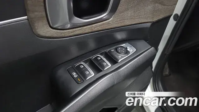 Kia Sorento 2020 — Şəkil 18/36