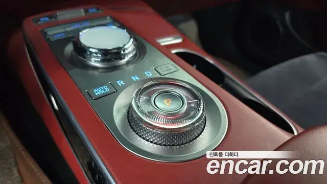 Genesis GV70 2021 — Photo 9/20
