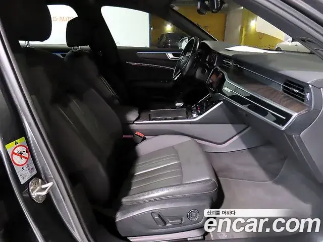 Audi A6 2021 — ფოტო 4/20