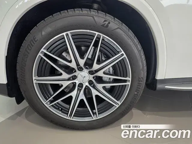 Mercedes-Benz GLC-Class 2025 — Photo 4/20