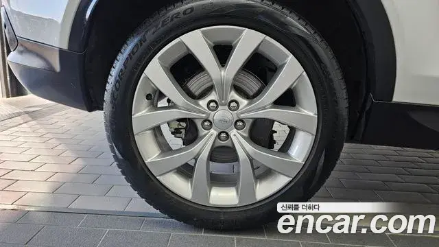 Land Rover Discovery Sport 2022 — ფოტო 20/32