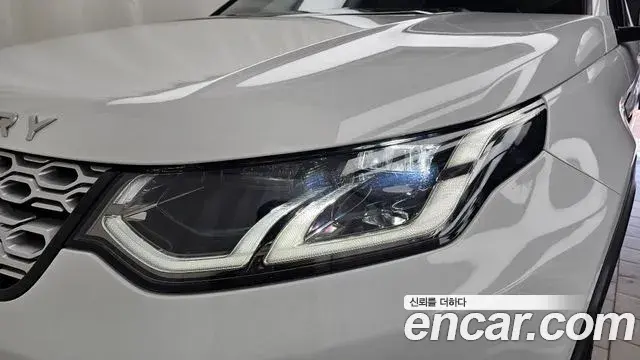 Land Rover Discovery Sport 2022 — ფოტო 24/32