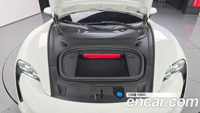 Porsche Taycan 2021 — Şəkil 1/36