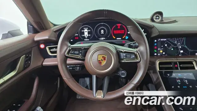 Porsche Taycan 2021 — Şəkil 15/36