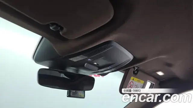 Porsche Taycan 2021 — Şəkil 21/36