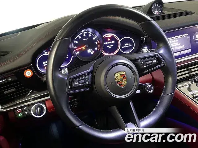 Porsche Panamera 2021 — Фото 11/20