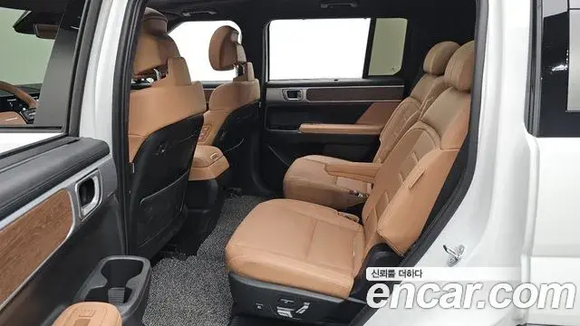 Hyundai Santa Fe 2025 — ფოტო 3/38
