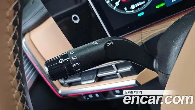 Hyundai Santa Fe 2025 — ფოტო 24/38