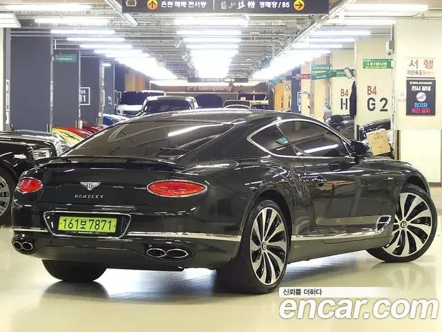 Bentley Continental GT 2024 — Şəkil 10/20