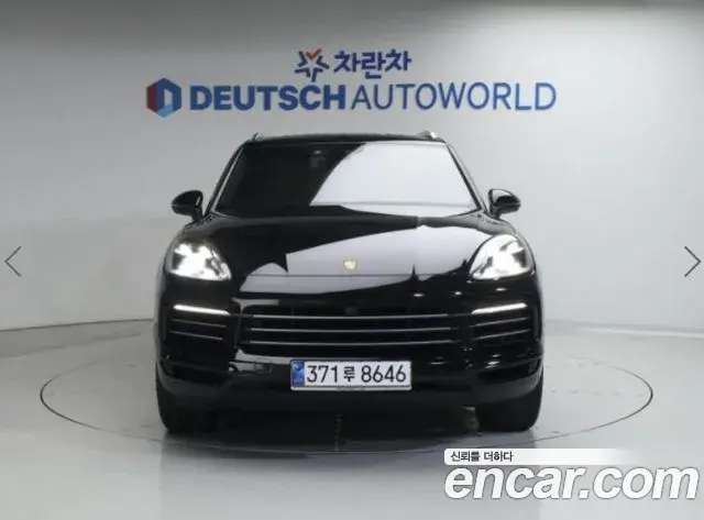 Porsche Cayenne 2021 — Photo 13/20