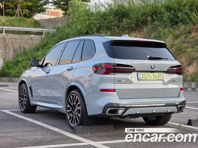 BMW X5 2025 — Photo 9/20
