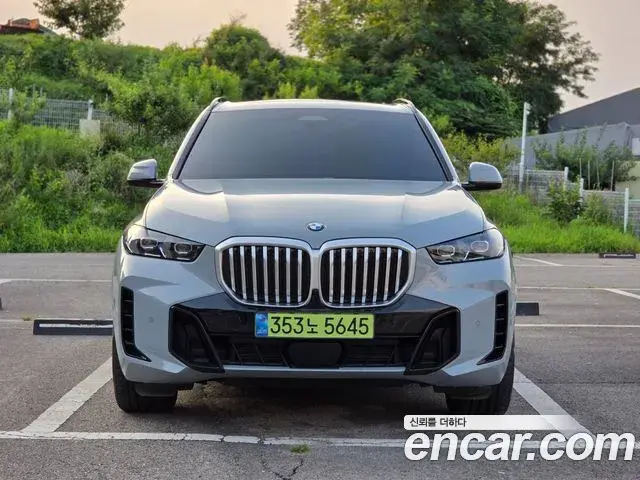 BMW X5 2025 — Photo 2/20