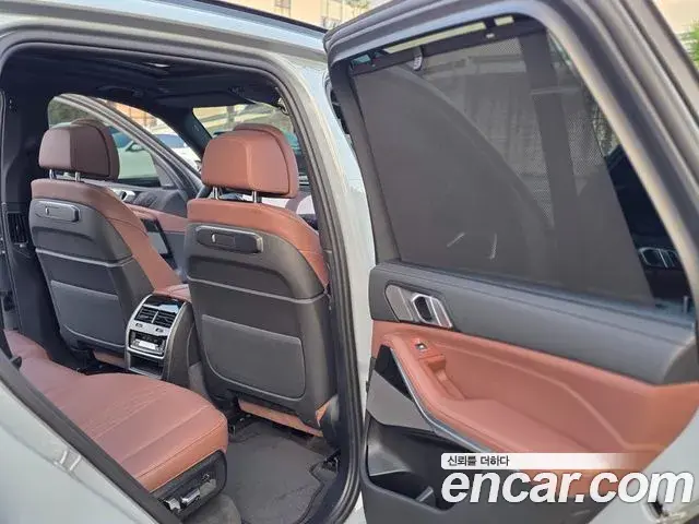 BMW X5 2025 — Photo 18/20
