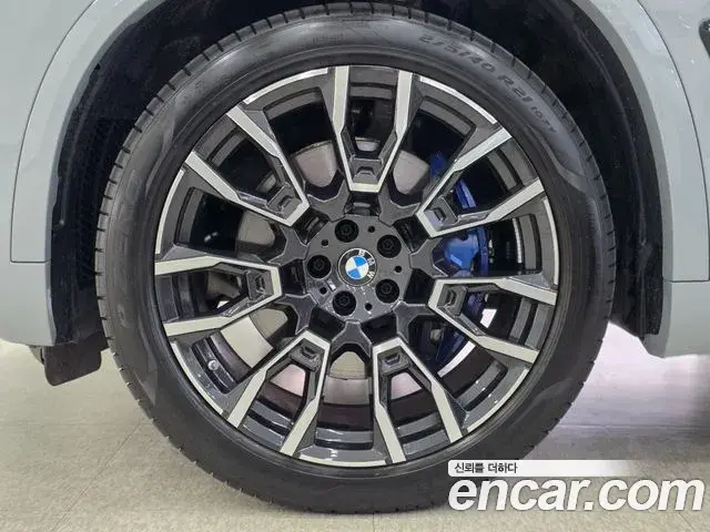 BMW X5 2025 — Photo 11/20