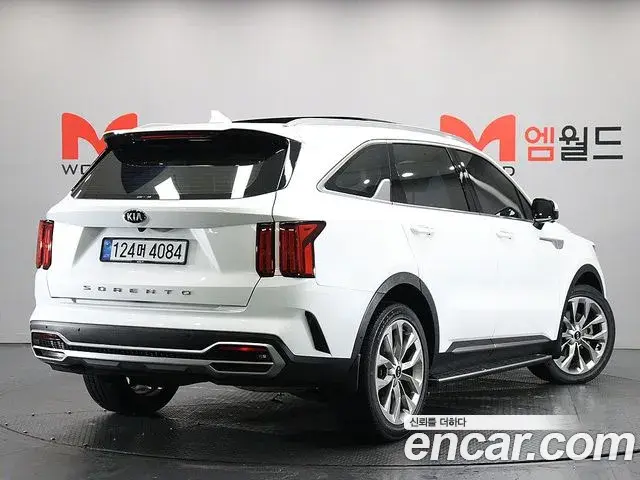 Kia Sorento 2020 — Фото 4/20