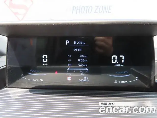 Hyundai Staria 2024 — Фото 9/20