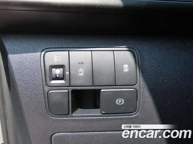 Hyundai Staria 2024 — Фото 10/20