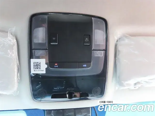 Hyundai Staria 2024 — Фото 15/20