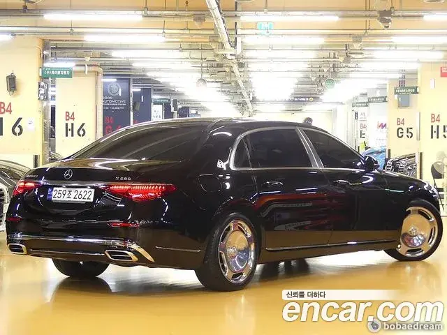 Mercedes-Benz S-Class 2023 — ფოტო 16/20