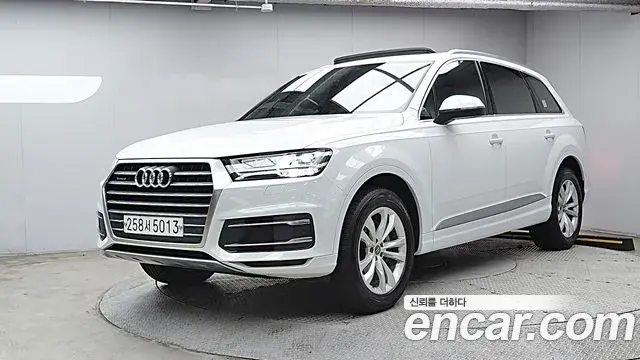 Audi Q7 2019 — Фото 20/20