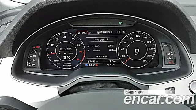Audi Q7 2019 — Фото 8/20