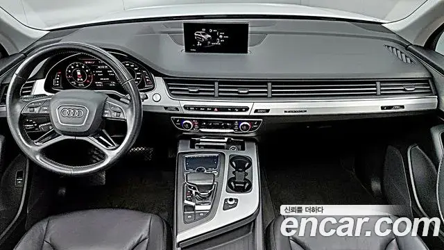Audi Q7 2019 — Фото 10/20