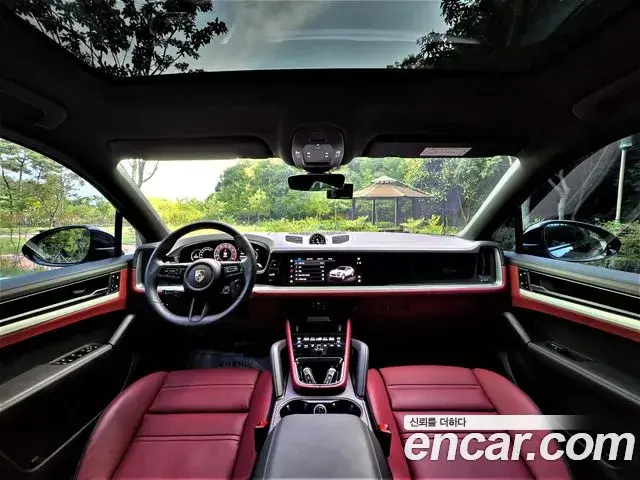 Porsche Cayenne 2023 — ფოტო 1/20