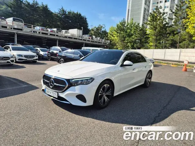 Mercedes-Benz E-Class 2025 — ფოტო 11/20