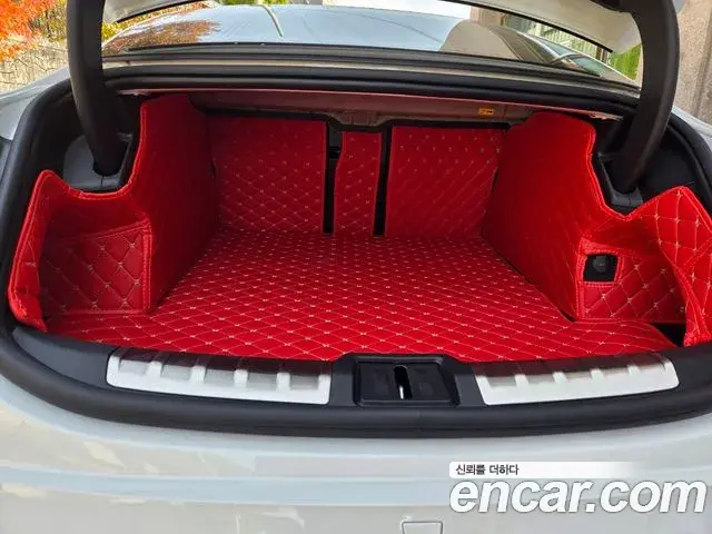 Porsche Taycan 2025 — Photo 3/14