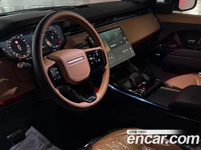 Land Rover Range Rover Sport 2026 — Photo 13/14