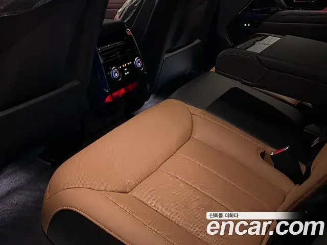 Land Rover Range Rover Sport 2026 — Photo 10/14