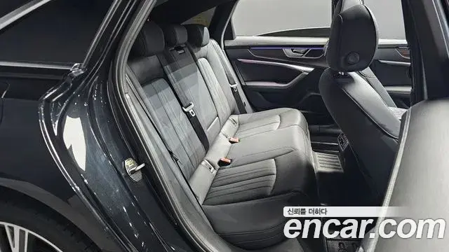 Audi A6 2023 — Photo 7/32