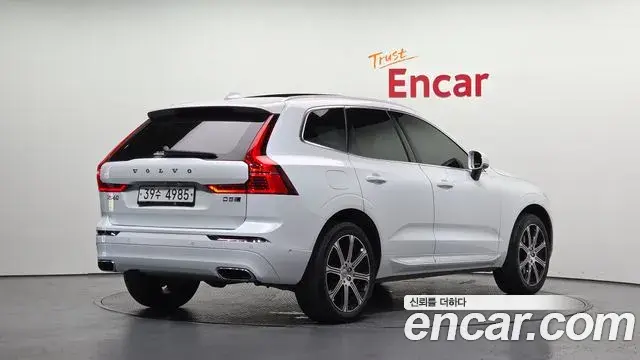 Volvo XC60 2018 — Şəkil 20/20