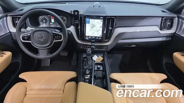 Volvo XC60 2018 — Şəkil 2/20