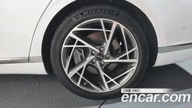 Genesis G90 2023 — ფოტო 1/20