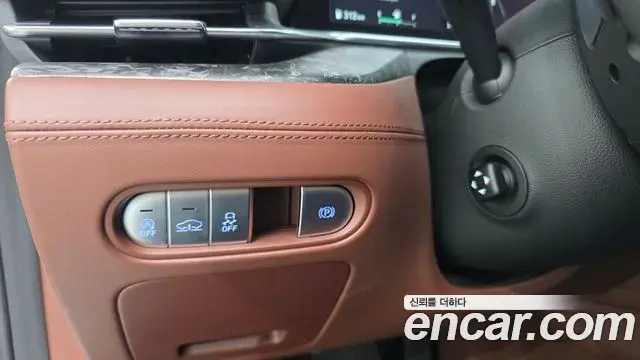 Genesis G90 2024 — Photo 20/29
