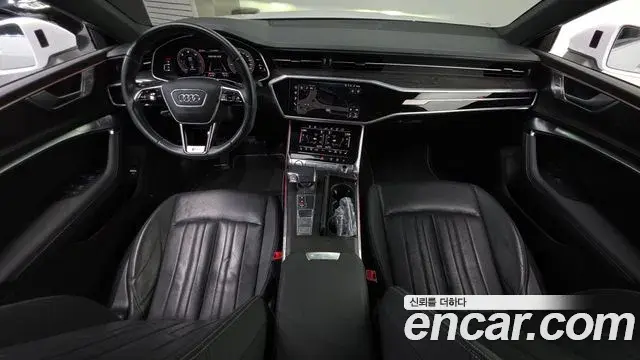 Audi A7 2020 — Photo 9/32