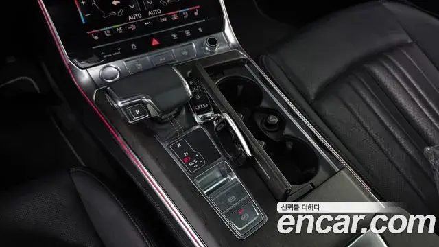 Audi A7 2020 — Photo 26/32
