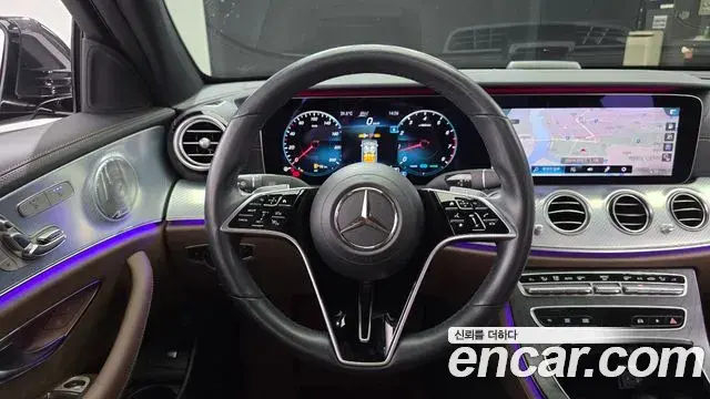 Mercedes-Benz E-Class 2021 — Фото 12/20