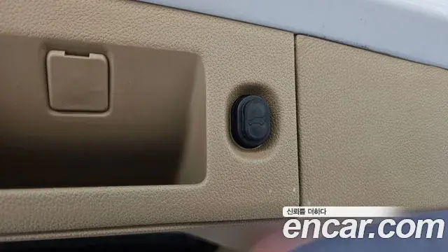 Cadillac Escalade 2020 — ფოტო 30/34