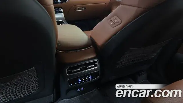 Genesis GV70 2025 — ფოტო 3/31